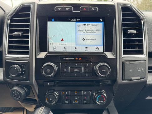 Used 2016 Ford F150 XLT w/ Equipment Group 302A Luxury AWD/4WD image 21