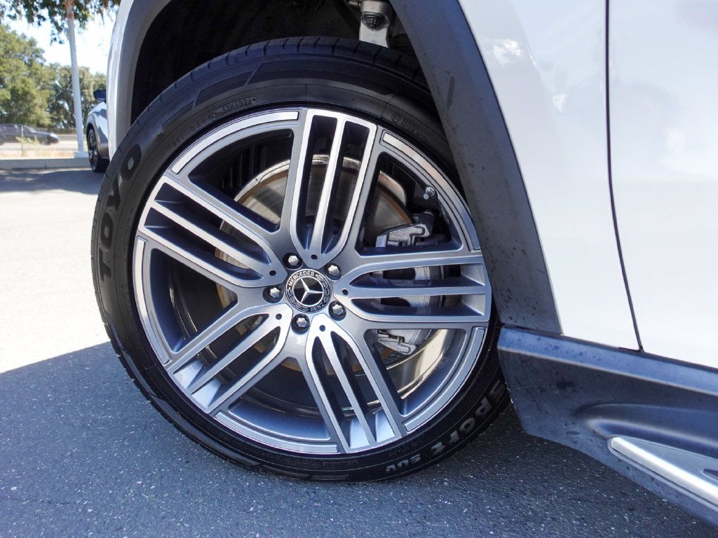 Used 2021 Mercedes-Benz GLS 450 4MATIC image 11