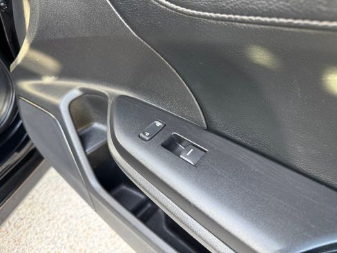 Used 2019 Honda Civic Touring image 23