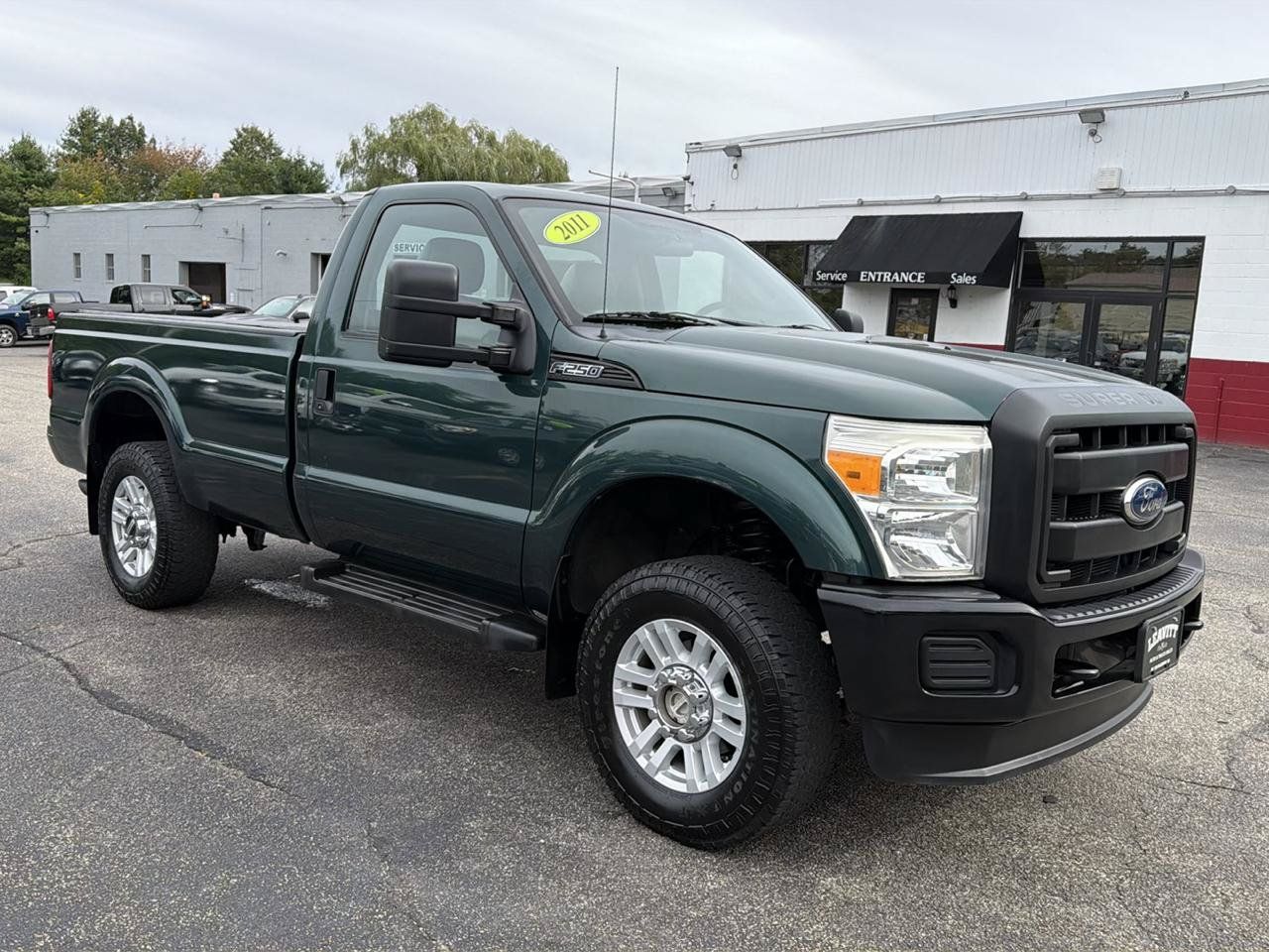 Used 2011 Ford F250 XL w/ Snow Plow Prep Pkg AWD/4WD image 3