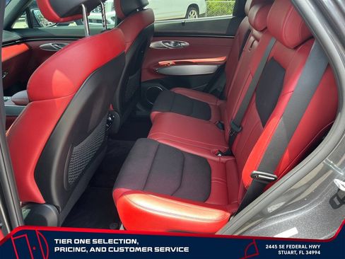 Used 2023 Genesis GV70 2.5T w/ Sport Prestige Package AWD/4WD image 11