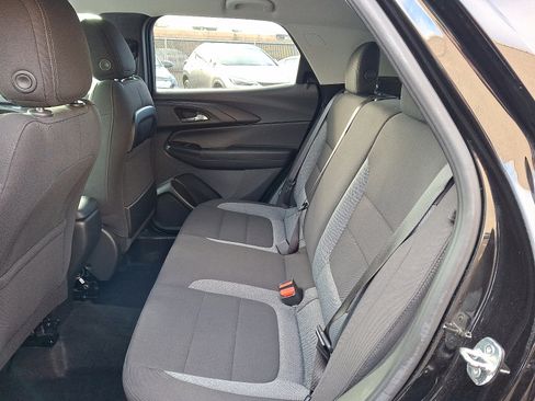 Used 2022 Chevrolet TrailBlazer LT image 9