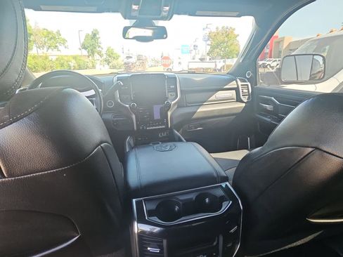 Used 2019 RAM 2500 Laramie AWD/4WD image 10