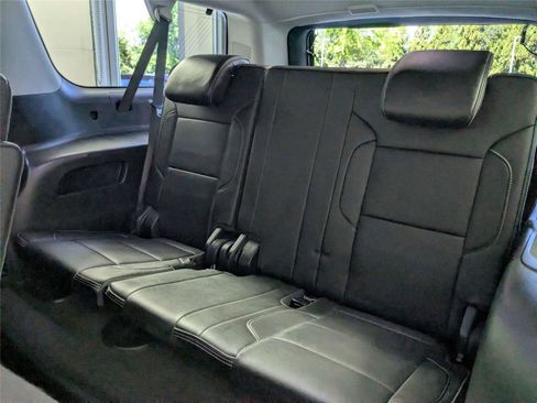Used 2020 GMC Yukon XL Denali w/ Open Road Package AWD/4WD image 37