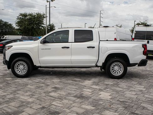 Used 2025 Chevrolet Colorado W/T RWD image 4