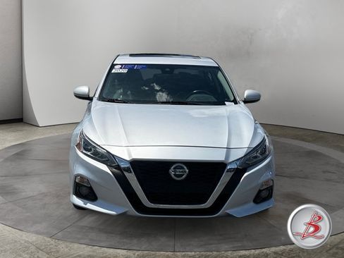 Used 2020 Nissan Altima 2.5 SL FWD image 2