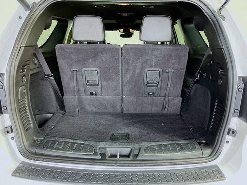 Used 2024 Dodge Durango R/T AWD/4WD image 10