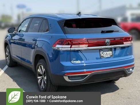 Used 2025 Volkswagen Atlas Cross Sport SE AWD/4WD image 16