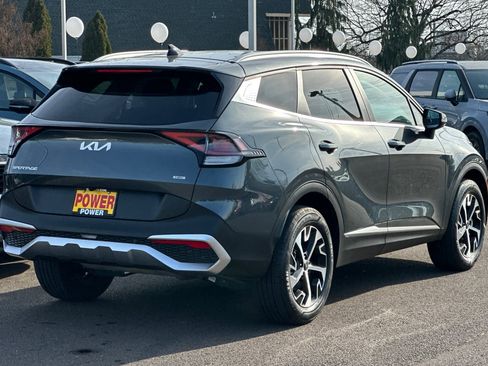 Certified 2024 Kia Sportage EX image 4
