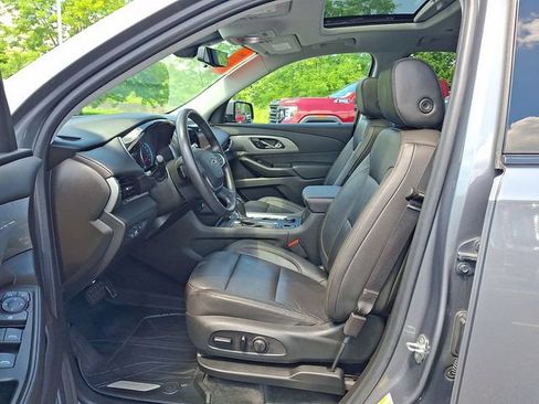 Used 2020 Chevrolet Traverse RS AWD/4WD image 20