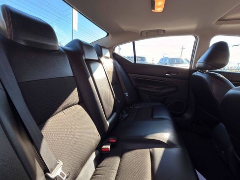 Used 2021 Nissan Altima 2.5 SR w/ SR Premium Package FWD image 18