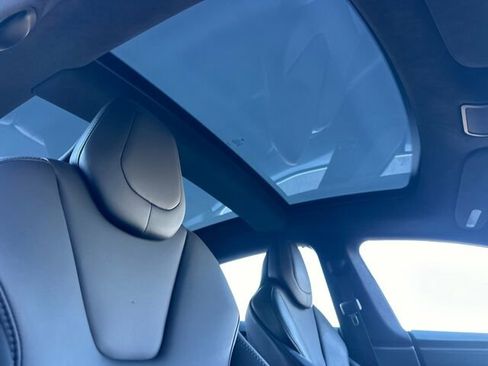 Used 2018 Tesla Model S 100D image 19