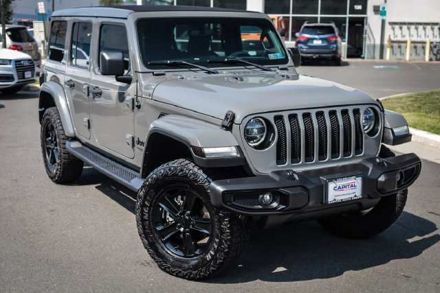 Used 2021 Jeep Wrangler Unlimited Sahara AWD/4WD image 7