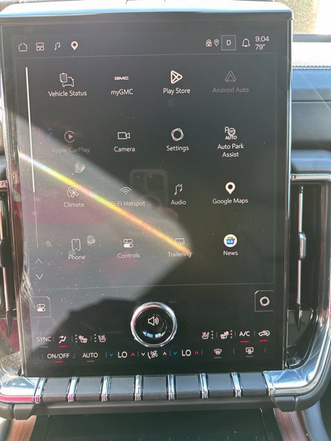 Used 2025 GMC Yukon Denali AWD/4WD image 14