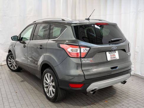 Used 2017 Ford Escape Titanium image 3