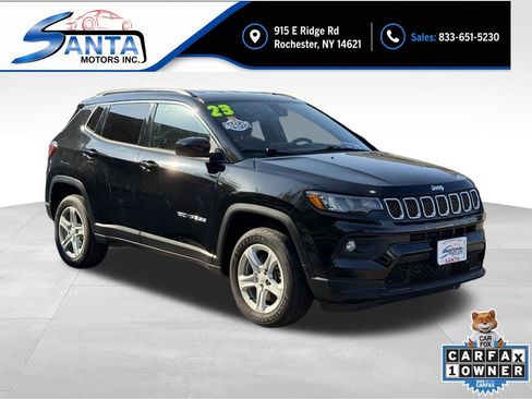 Used 2023 Jeep Compass Latitude w/ Convenience Group AWD/4WD image 3