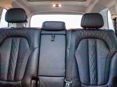 Used 2023 BMW X7 xDrive40i image 27