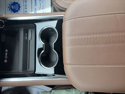 New 2026 Chevrolet Suburban High Country w/ LPO, Get Active Package AWD/4WD image 24