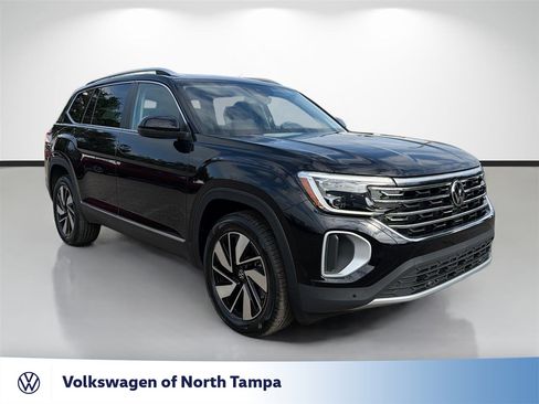 New 2026 Volkswagen Atlas SEL image 1