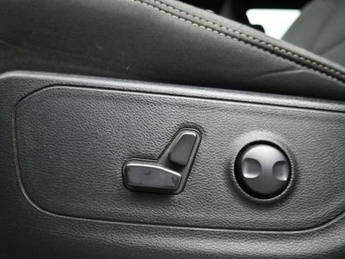 Used 2022 RAM 1500 Big Horn AWD/4WD image 7