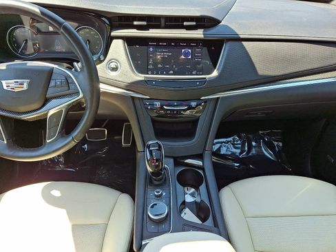 Certified 2023 Cadillac XT5 Sportv AWD/4WD image 19