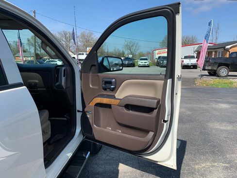 Used 2014 Chevrolet Silverado 1500 LTZ AWD/4WD image 38