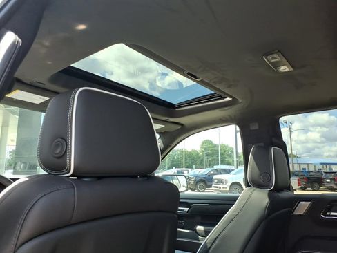 New 2026 GMC Sierra 1500 AT4X AWD/4WD image 16