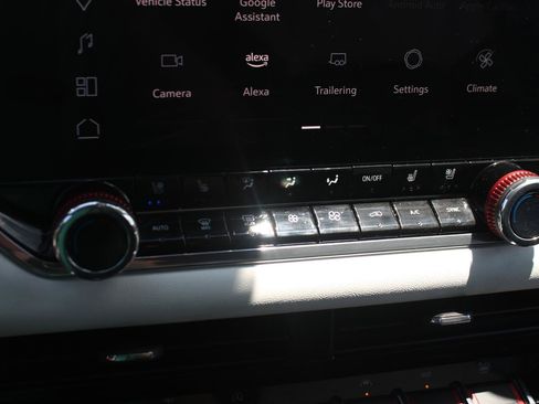 Used 2024 GMC Canyon AT4X AWD/4WD image 27