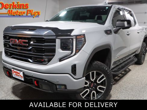 Used 2024 GMC Sierra 1500 AT4 w/ Technology Package AWD/4WD image 1