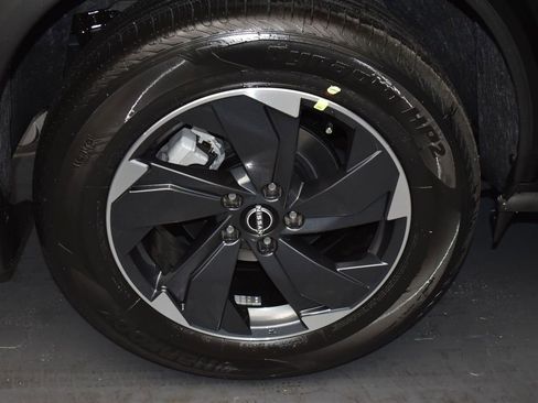 New 2026 Nissan Rogue SV w/ SV Premium Package image 5