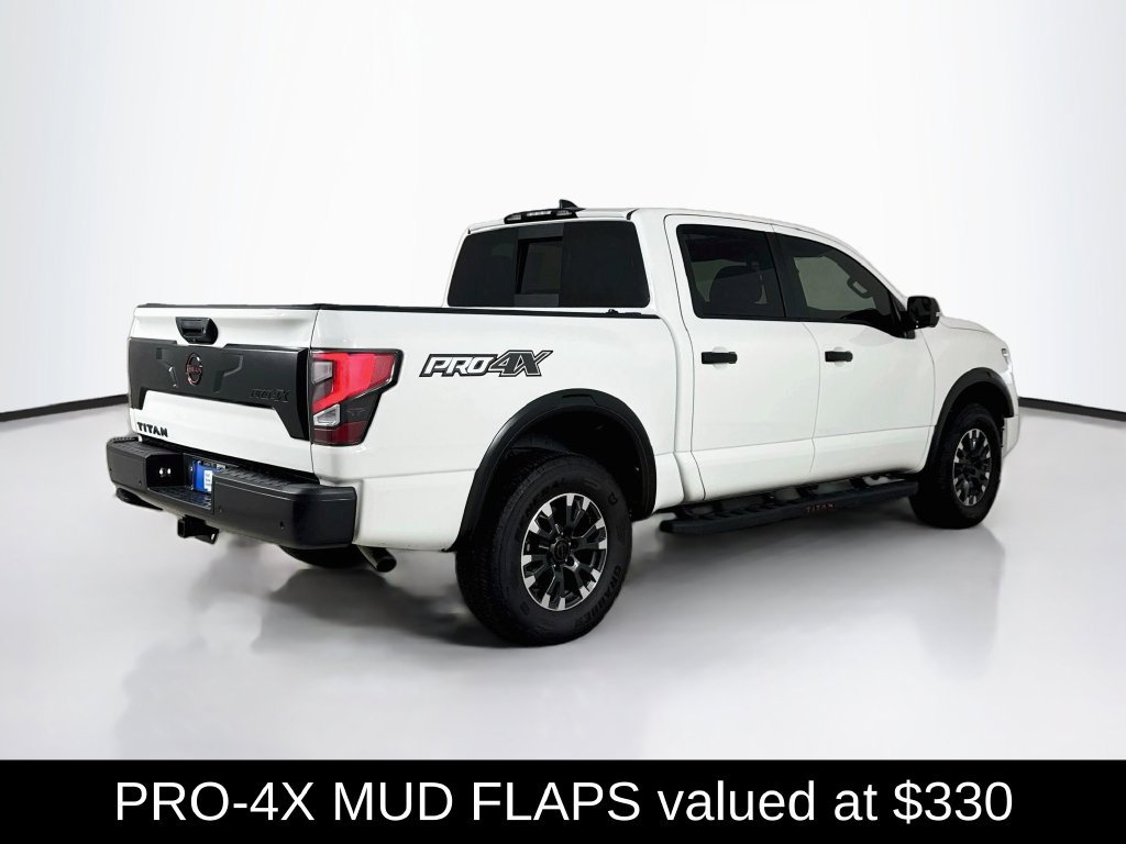 Used 2024 Nissan Titan PRO-4X w/ Pro-4x Convenience Package AWD/4WD image 8