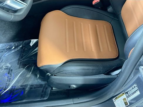 Used 2024 Mercedes-Benz C 300 4MATIC Sedan image 20