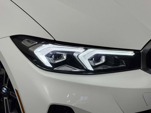 Used 2025 BMW 330i xDrive 330i xDrive w/ Premium Package image 15