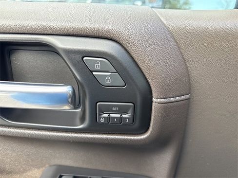 Used 2019 GMC Sierra 1500 SLT w/ SLT Premium Plus Package image 38