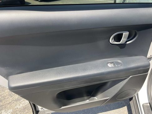 Used 2024 Hyundai Ioniq 5 SEL RWD image 25