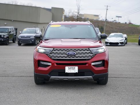 Used 2022 Ford Explorer Limited w/ Equipment Group 301A image 2