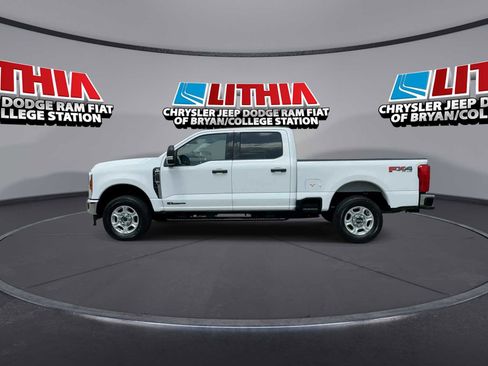 Used 2025 Ford F250 XLT w/ FX4 Off-Road Package AWD/4WD image 5