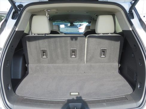 Used 2021 Buick Enclave Premium w/ Surround and Sites Package image 33