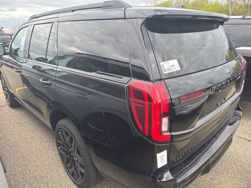 New 2026 Ford Expedition Platinum AWD/4WD image 11