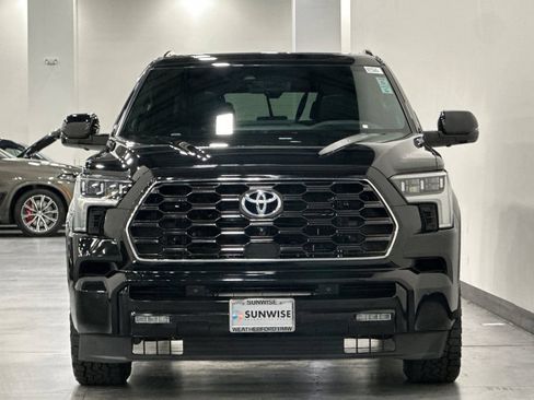 Used 2023 Toyota Sequoia Platinum AWD/4WD image 9