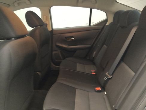 Used 2020 Nissan Sentra SV w/ Trunk Package FWD image 18
