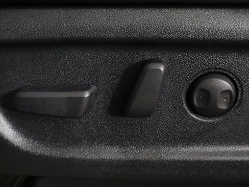 Used 2019 Kia Sedona EX FWD image 30