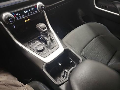 Used 2023 Toyota RAV4 SE image 21