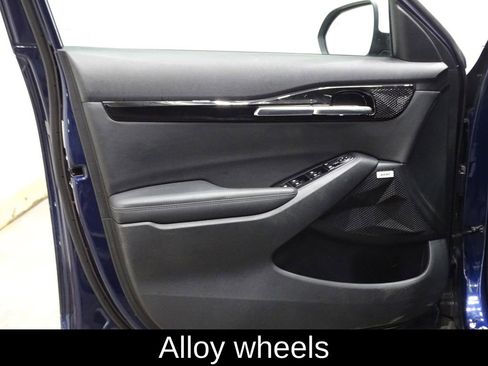 Used 2022 Kia Seltos SX image 16