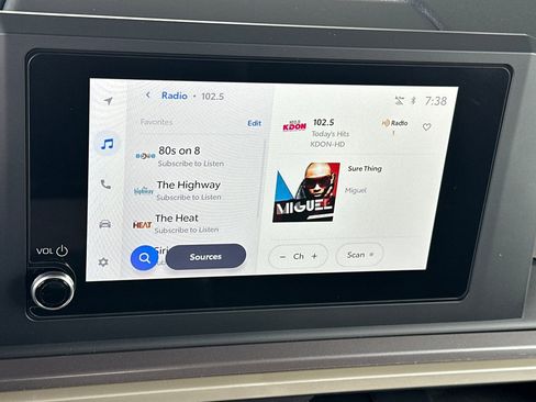 Used 2025 Toyota Tacoma SR5 image 19