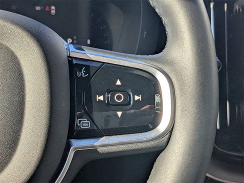 Certified 2026 Volvo XC60 B5 Plus w/ Protection Package Premier image 35