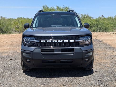 Used 2025 Ford Bronco Sport Outer Banks w/ Outer Banks Tech Package+ AWD/4WD image 2