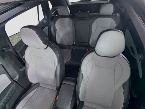 New 2026 Volkswagen Tiguan SE R-Line FWD image 14