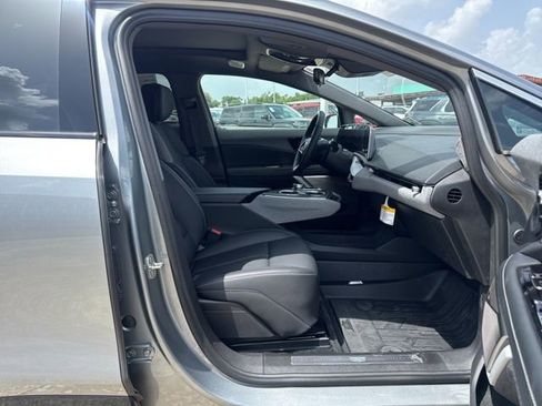 New 2025 Cadillac Optiq Luxury 1 w/ LPO, Floor Liner Package image 24