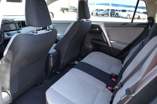 Used 2017 Toyota RAV4 XLE w/ Carpet Mat Package AWD/4WD image 21